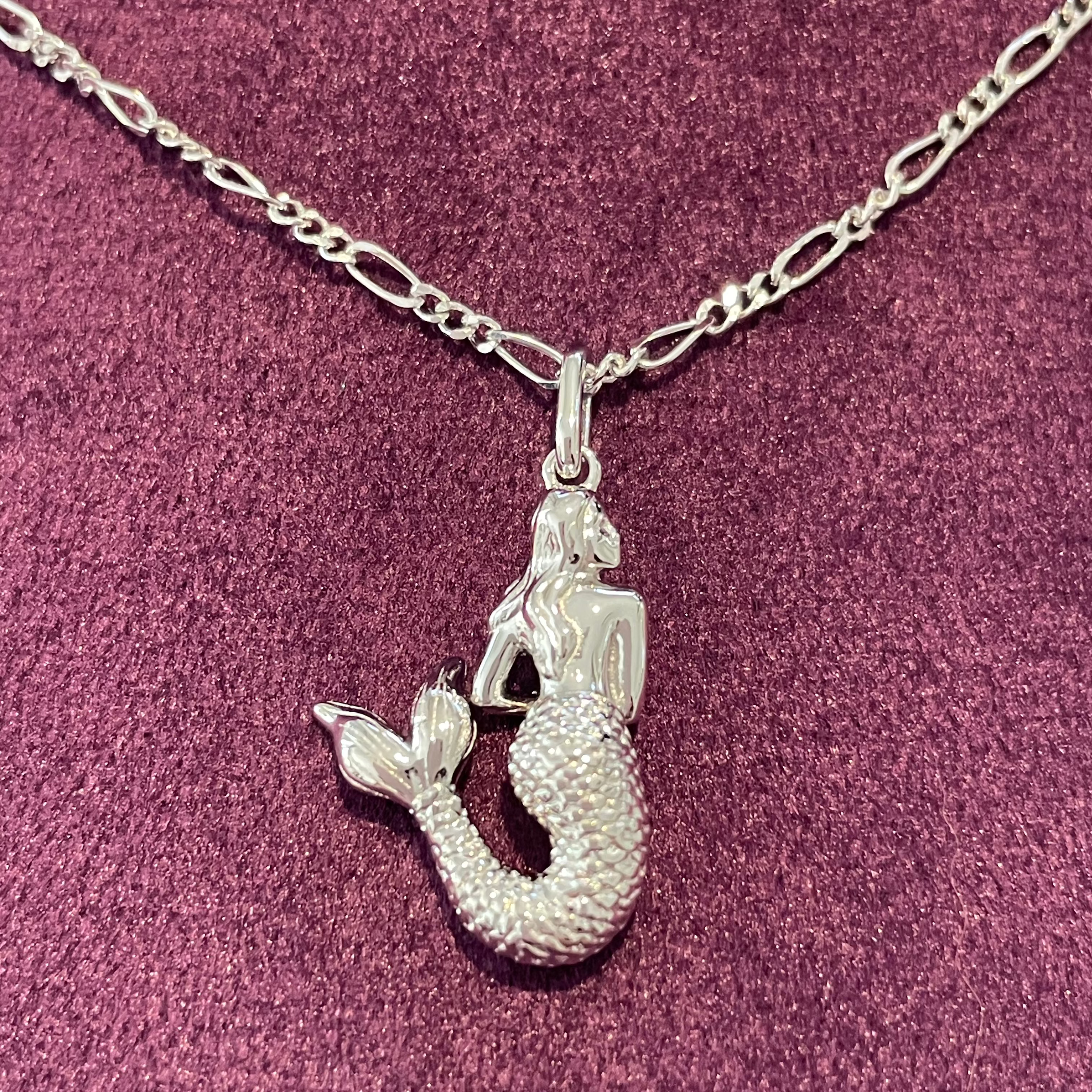 Dreamy La Sirena Necklace in Rhodium with a delicate mermaid charm, vintage-inspired design, and premium craftsmanship—exclusive to Xanthea Jewellery.